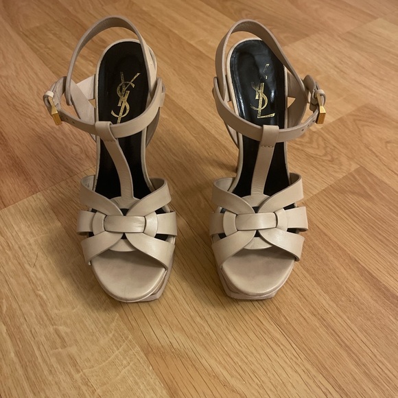 Yves Saint Laurent Shoes - YSL Saint Laurent Pantent Leather T-Strap heels